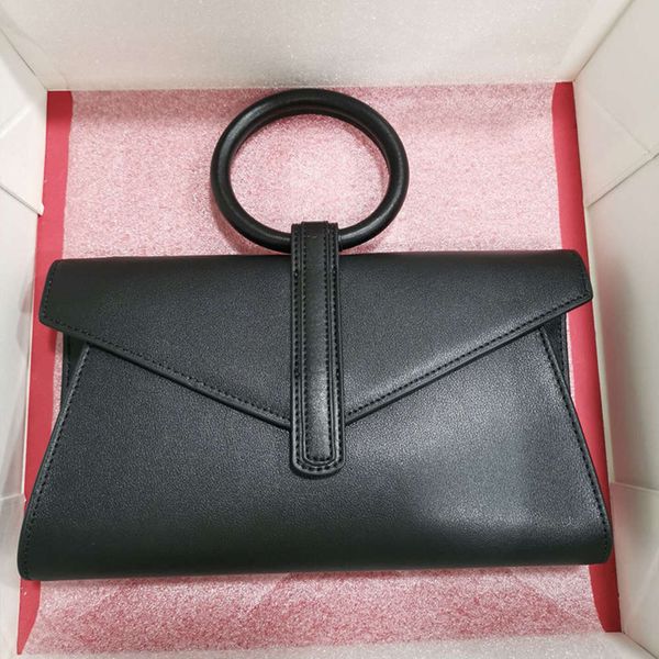 women's new style envelope cowhide waist small ring bag, single shoulder messenger bag and handbag
women's new style envelope cowhide waist small ring bag, single shoulder messenger bag and handbag