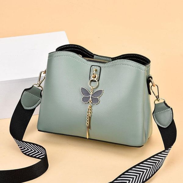evening bags fashion women's bucket shoulder bag messenger pu leather braided belt female luxury
evening bags fashion women's bucket shoulder bag messenger pu leather braided belt female luxury