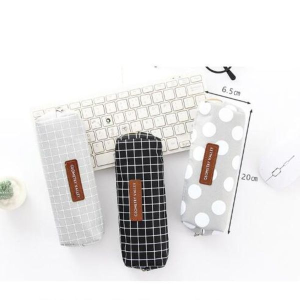 pencil cases 1pcs bag simple boys and girls creative plaid dot case student korean stationery unisex
pencil cases 1pcs bag simple boys and girls creative plaid dot case student korean stationery unisex