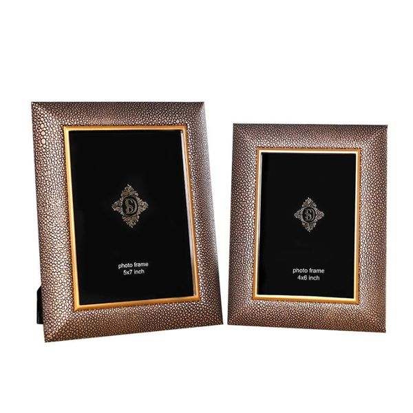 frames 6/7 inch modern light luxury brass leather po frame living room ornaments
frames 6/7 inch modern light luxury brass leather po frame living room ornaments