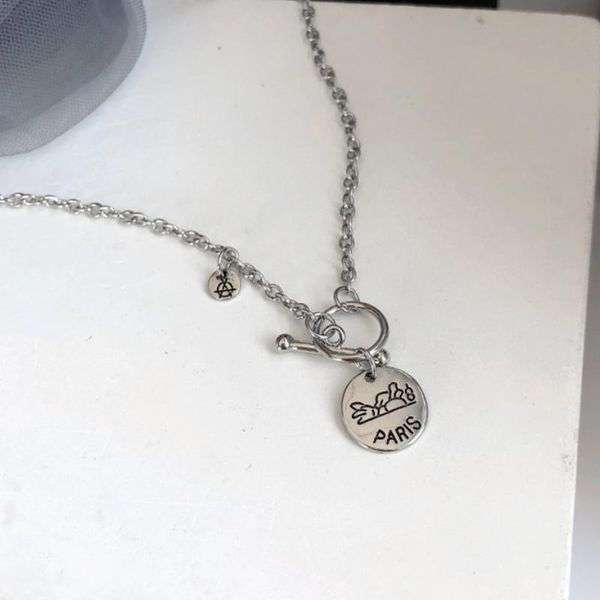 chokers fashion design letter round pendant necklace for women hip-hop punk choker sweater chain aesthetic jewelry initial charms gift, Golden;silver
chokers fashion design letter round pendant necklace for women hip-hop punk choker sweater chain aesthetic jewelry initial charms gift, Golden;silver