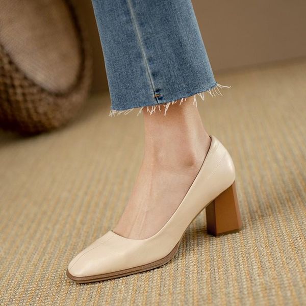 dress shoes women's high heels thick heel square toe shallow beige black 2021 single french retro mary jane
dress shoes women's high heels thick heel square toe shallow beige black 2021 single french retro mary jane