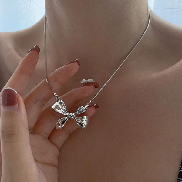 pendant necklaces big bow necklace for women simple temperament wild clavicle chain party jewelry birthday gifts, Silver
pendant necklaces big bow necklace for women simple temperament wild clavicle chain party jewelry birthday gifts, Silver