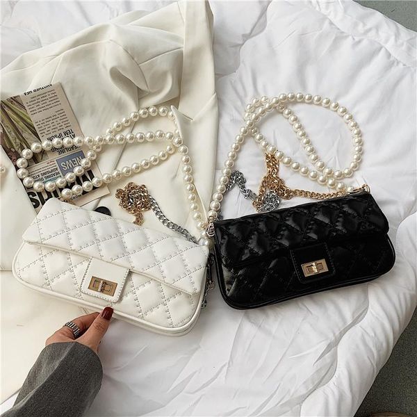 evening bags handbags luxury women's 2021 korean one shoulder messenger bag pearl double chain diamond lock underarm
evening bags handbags luxury women's 2021 korean one shoulder messenger bag pearl double chain diamond lock underarm