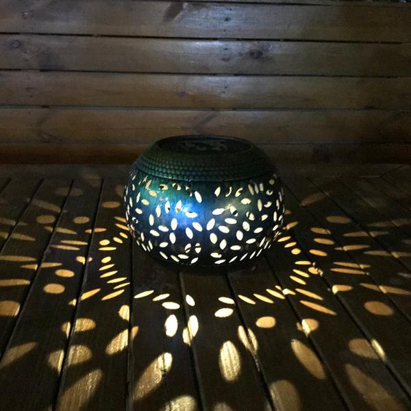 solar lamps 2021 size 1pc table lamp metal waterproof night light for home decoration
solar lamps 2021 size 1pc table lamp metal waterproof night light for home decoration