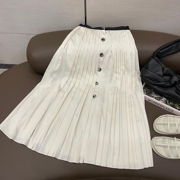 skirts 2021 women fashion solid color glass cow button pleated skirt 0413, Black
skirts 2021 women fashion solid color glass cow button pleated skirt 0413, Black