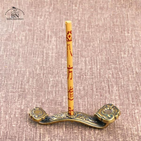 fragrance lamps chinese classical ruyi incense holder creative brass chain style figurine miniature crafts home decoration accessories
fragrance lamps chinese classical ruyi incense holder creative brass chain style figurine miniature crafts home decoration accessories