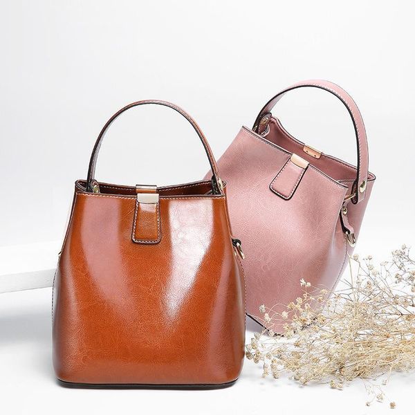 women's new luxury leather fashionable handbag shoulder color female bag large capacity ladies bags solid 2021 handbags bucket vwiqm, Red;black
women's new luxury leather fashionable handbag shoulder color female bag large capacity ladies bags solid 2021 handbags bucket vwiqm, Red;black