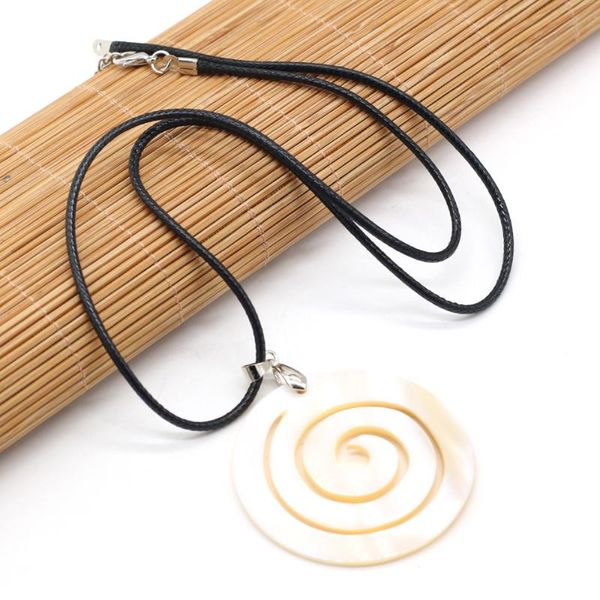 pendant necklaces natural white shell alloy necklace with round temperament charm for men women party casual jewelry 50x50mm, Silver
pendant necklaces natural white shell alloy necklace with round temperament charm for men women party casual jewelry 50x50mm, Silver