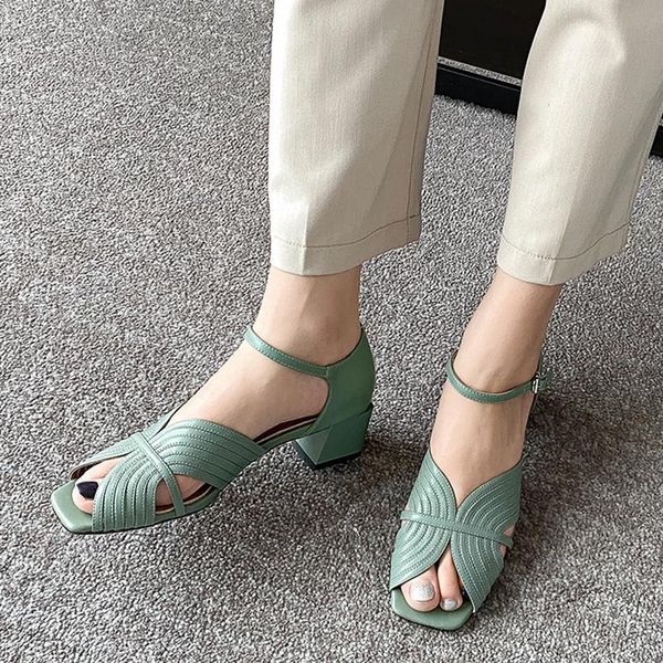 sandals summer women's genuine leather buckle strap women shoes size 33-40 solid concise ankle-wrap party ladies, Black
sandals summer women's genuine leather buckle strap women shoes size 33-40 solid concise ankle-wrap party ladies, Black