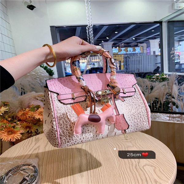 designer vintage luxury leather shoulder bags handbag fashion handbags wallet women crossbody bag, Red;black
designer vintage luxury leather shoulder bags handbag fashion handbags wallet women crossbody bag, Red;black