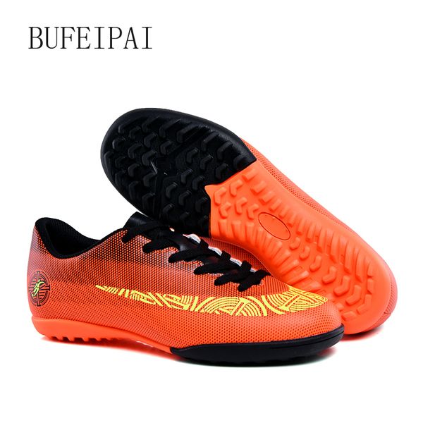 new adults mens outdoor soccer cleats shoes high tf/fg football boots training sports sneakers shoes plus soccer shoes
new adults mens outdoor soccer cleats shoes high tf/fg football boots training sports sneakers shoes plus soccer shoes