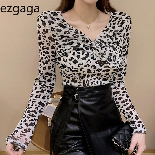 women's t-shirt ezgaga leopard printed t shirts women korean fashion elegant v-neck spring long sleeve slim base all-match tshirts casu, White
women's t-shirt ezgaga leopard printed t shirts women korean fashion elegant v-neck spring long sleeve slim base all-match tshirts casu, White