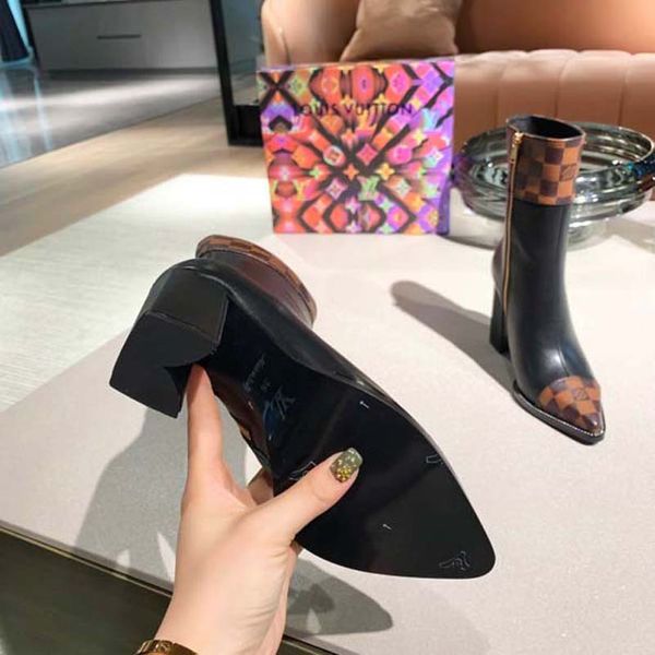 luxury brand shoes designer womens boots high heels and genuine leather outdoors fashion boot dqbag 077, Black
luxury brand shoes designer womens boots high heels and genuine leather outdoors fashion boot dqbag 077, Black