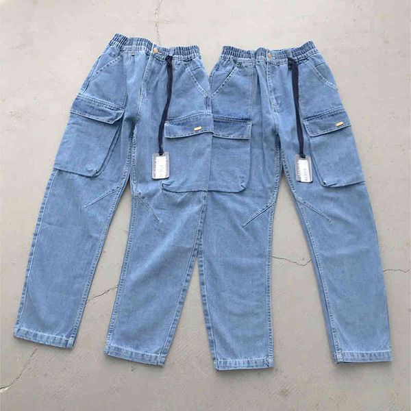 men's jeans quality blue kith denim female male pants 1:1 hip hop streetwear cowboy button jeans multi-pocket cargo
men's jeans quality blue kith denim female male pants 1:1 hip hop streetwear cowboy button jeans multi-pocket cargo