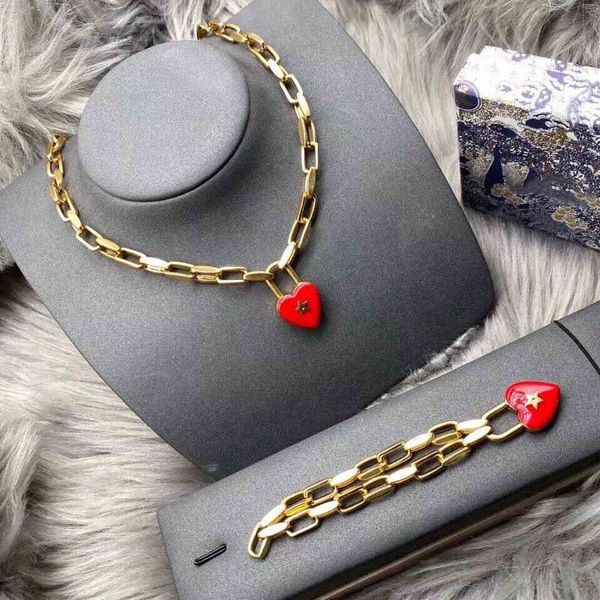 luxury designer fashion necklace d / dijia exaggerated heart-shaped star women's popular love bracelet heavy industry classic, Red;brown
luxury designer fashion necklace d / dijia exaggerated heart-shaped star women's popular love bracelet heavy industry classic, Red;brown