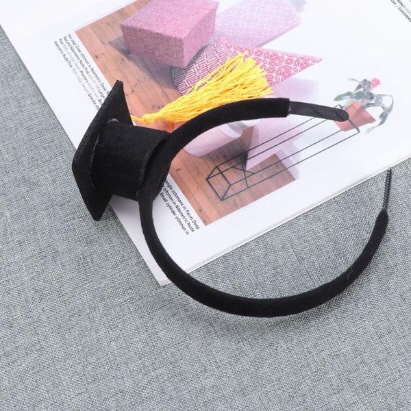 party hats mini doctoral cap hair band stereoscopic headdress head piece graduation decoration(black style(red))
party hats mini doctoral cap hair band stereoscopic headdress head piece graduation decoration(black style(red))