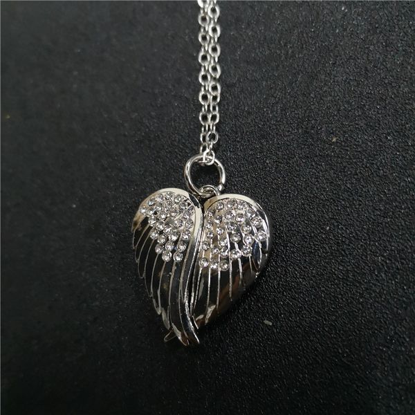 sublimation blank wings locket p necklaces pendants with zircon fashion transfer printing jewelry consumables, Silver
sublimation blank wings locket p necklaces pendants with zircon fashion transfer printing jewelry consumables, Silver