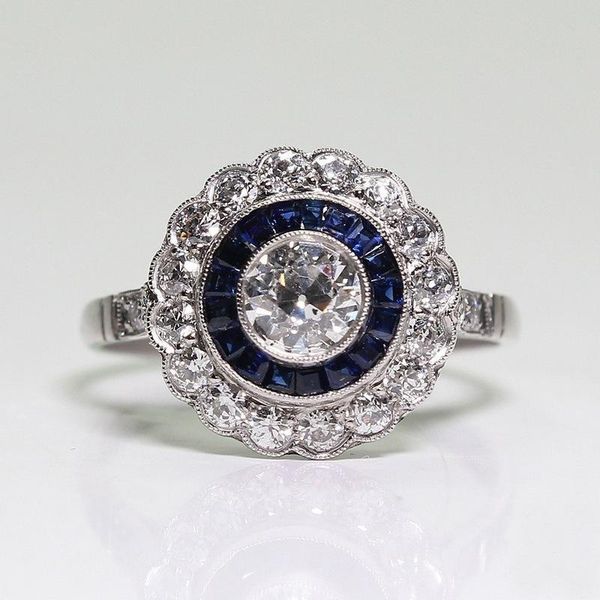 cluster rings fashion round flower plants silver color white zirconia female metal for women wedding engagement jewelry, Golden;silver
cluster rings fashion round flower plants silver color white zirconia female metal for women wedding engagement jewelry, Golden;silver