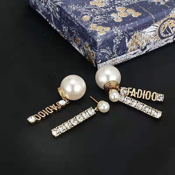 designer jewelry ja letter classic pearl precision version 925 silver needle anti allergy earrings female 96o3, Golden
designer jewelry ja letter classic pearl precision version 925 silver needle anti allergy earrings female 96o3, Golden
