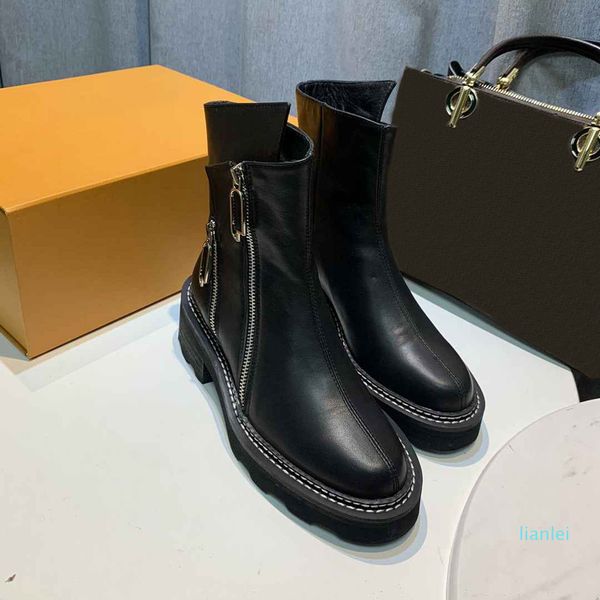 designer luxury black boots high-quality leather women's winter shoes pointed thick high heels boot luxur design multiple styles
designer luxury black boots high-quality leather women's winter shoes pointed thick high heels boot luxur design multiple styles