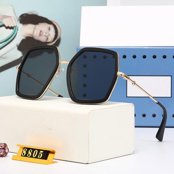 sunglasses multilateral gradient color women designer glasses coating with original logo g-brand fashion street, White;black
sunglasses multilateral gradient color women designer glasses coating with original logo g-brand fashion street, White;black