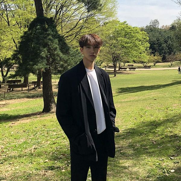 men's suits & blazers autumn net celebrity handsome suit jacket male korean style trend single western loose casual hong kong chic top, White;black
men's suits & blazers autumn net celebrity handsome suit jacket male korean style trend single western loose casual hong kong chic top, White;black