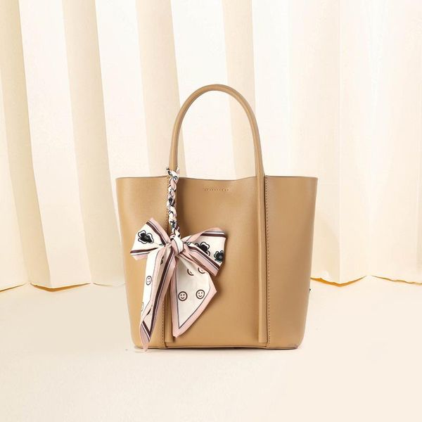 evening bags fashion all-match shoulder bag for women large capacity ladies handbag summer portable composite crossbody messenger
evening bags fashion all-match shoulder bag for women large capacity ladies handbag summer portable composite crossbody messenger