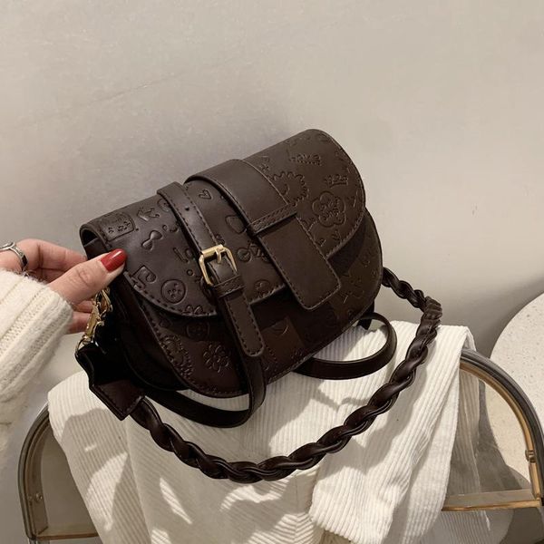 cross body winter bag 2021 fashion net red one shoulder women's with retro texture and hong kong style
cross body winter bag 2021 fashion net red one shoulder women's with retro texture and hong kong style