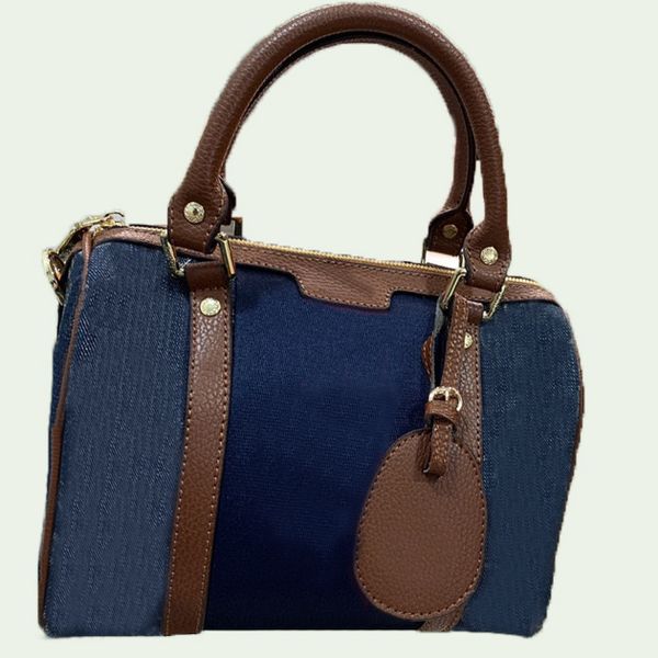 luxurys designer pillow bag classic ladies handbag women fashion mother cossbody purse handbags shoulder bags mini printing wallet letter to
luxurys designer pillow bag classic ladies handbag women fashion mother cossbody purse handbags shoulder bags mini printing wallet letter to