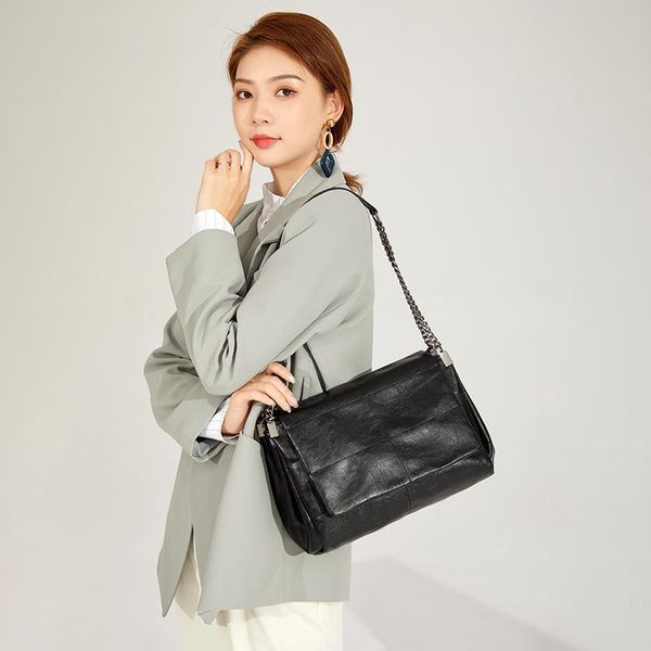 shoulder bags 2021 arrivals women's pu leather female design versatile women flap
shoulder bags 2021 arrivals women's pu leather female design versatile women flap