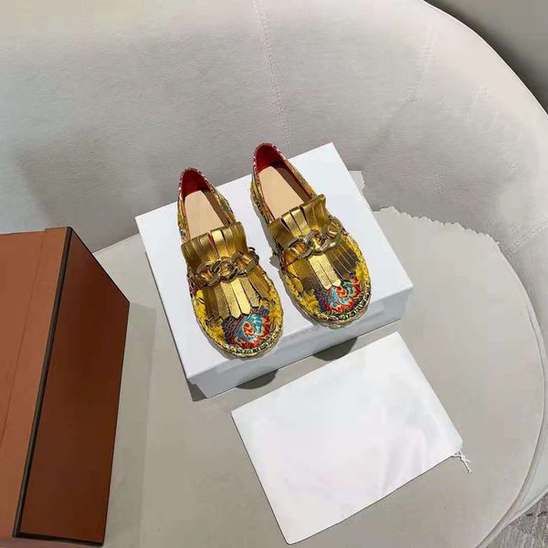 wholesale latest designer sports shoes women& leisure limited edition sport shoe shell printed dance shoes milan catwalk, Black
wholesale latest designer sports shoes women& leisure limited edition sport shoe shell printed dance shoes milan catwalk, Black