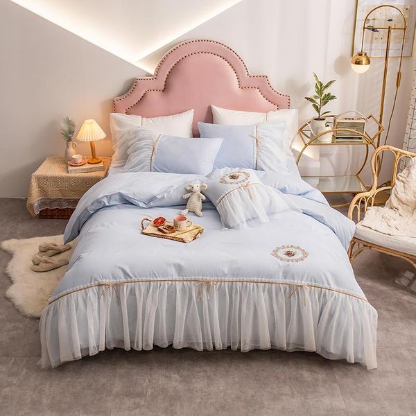 4pcs all cotton solid color princess style bedding sets king size duvet cover set bed skirt set pillowcase bedclothes
4pcs all cotton solid color princess style bedding sets king size duvet cover set bed skirt set pillowcase bedclothes