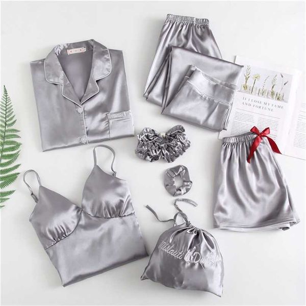 spring autumn 7 pieces set women silk pajamas long sleeve solid pajama set long pants full lounge sleepwear christmas pj 211105, Black;red
spring autumn 7 pieces set women silk pajamas long sleeve solid pajama set long pants full lounge sleepwear christmas pj 211105, Black;red