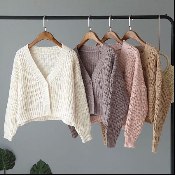2021 autumn womens retro style solid color one button loose v neck knitted cardigan sweater womens jacket pink white, White;black
2021 autumn womens retro style solid color one button loose v neck knitted cardigan sweater womens jacket pink white, White;black