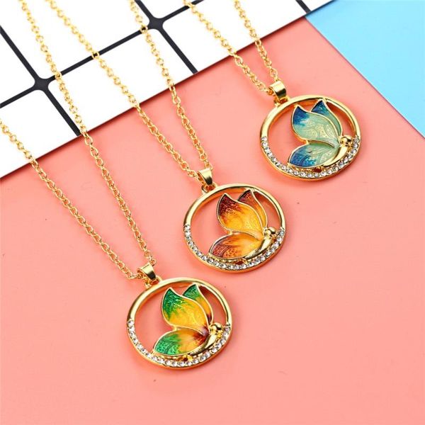 women radiant and beautiful butterfly paint pendant necklace fashion jewelry rhinestone crystal necklace & pendant, Golden;silver
women radiant and beautiful butterfly paint pendant necklace fashion jewelry rhinestone crystal necklace & pendant, Golden;silver