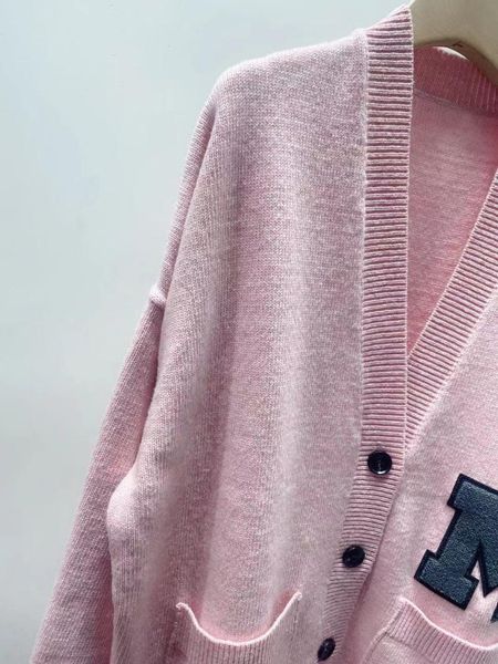 women's knits & tees embroidered letter women pink knit cardigan 2021 autumn winter long sleeve ladies single-breasted knitwear female, White
women's knits & tees embroidered letter women pink knit cardigan 2021 autumn winter long sleeve ladies single-breasted knitwear female, White