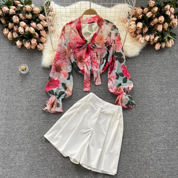 women's tracksuits fashion summer long sleeve print thin chiffon shirt + high waist wide-legged shorts two-piece sets s933, Gray
women's tracksuits fashion summer long sleeve print thin chiffon shirt + high waist wide-legged shorts two-piece sets s933, Gray