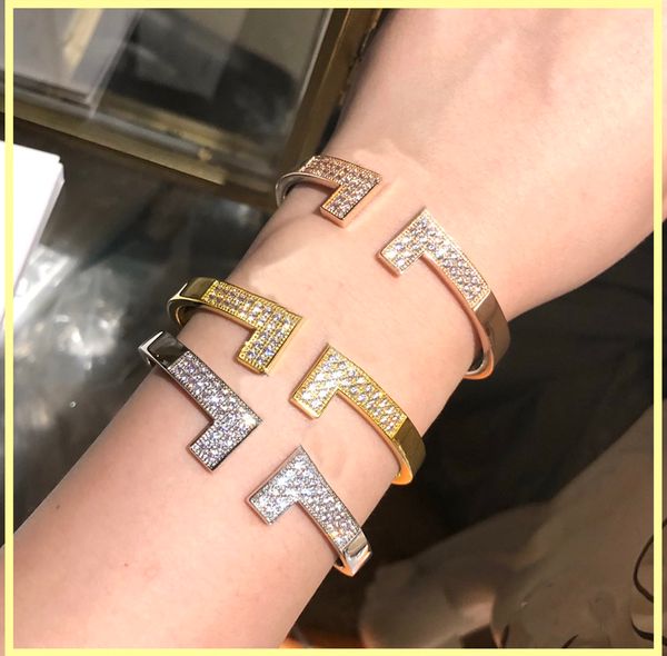 designer bracelet for women full diamond letters t bracelets gifts womens fashion luxury jewelry love bracelets new 21102702r, White
designer bracelet for women full diamond letters t bracelets gifts womens fashion luxury jewelry love bracelets new 21102702r, White