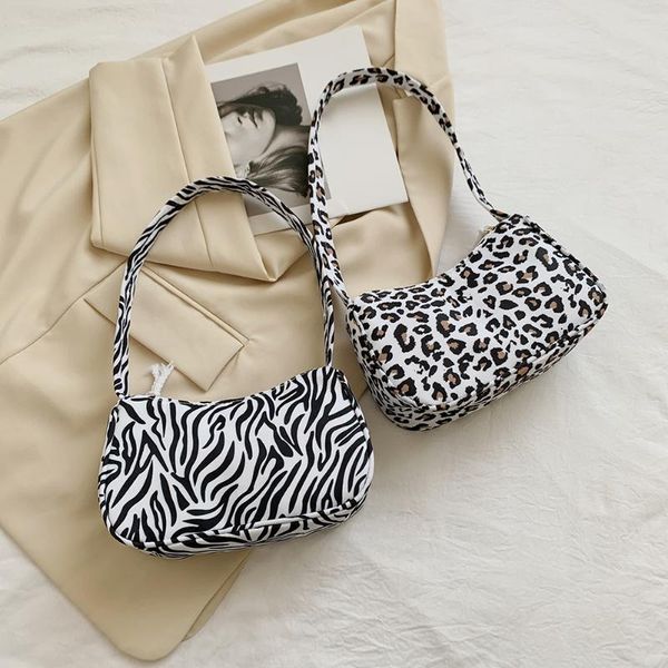 cross body exquisite shopper bags retro casual 2021 women brand totes shoulder female leather solid color chain handbag for
cross body exquisite shopper bags retro casual 2021 women brand totes shoulder female leather solid color chain handbag for