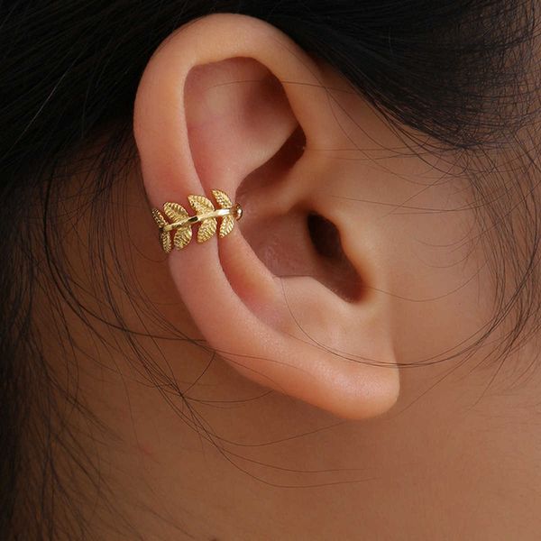 fashion creative jewelry autumn new small leaf earrings simple copper ear clip, Silver
fashion creative jewelry autumn new small leaf earrings simple copper ear clip, Silver