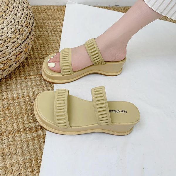 slippers female shoes ladies' luxury slides low on a wedge platform butterfly-knot 2021 designer flat soft fashion rubber basic, Black
slippers female shoes ladies' luxury slides low on a wedge platform butterfly-knot 2021 designer flat soft fashion rubber basic, Black