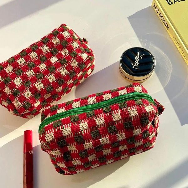 woman retro cosmetic bag girls classical red green knitted lattice pattern ins portable washing receive big capacity
woman retro cosmetic bag girls classical red green knitted lattice pattern ins portable washing receive big capacity