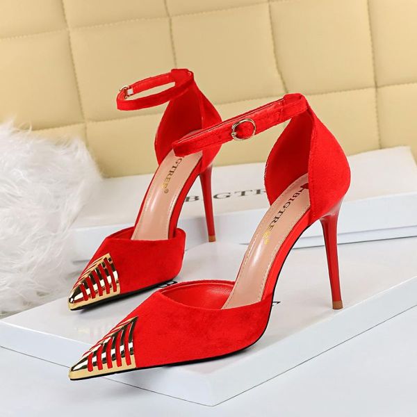 european and american nightclub thin heel high heel shallow mouth hollow metal pointed one line sandals, Black
european and american nightclub thin heel high heel shallow mouth hollow metal pointed one line sandals, Black