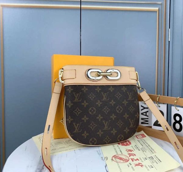 clutches brand designer luxury 44686 catwalk fashion fashionable shoulder bag handbags bag iconic handles shoulder bags totes cross body
clutches brand designer luxury 44686 catwalk fashion fashionable shoulder bag handbags bag iconic handles shoulder bags totes cross body