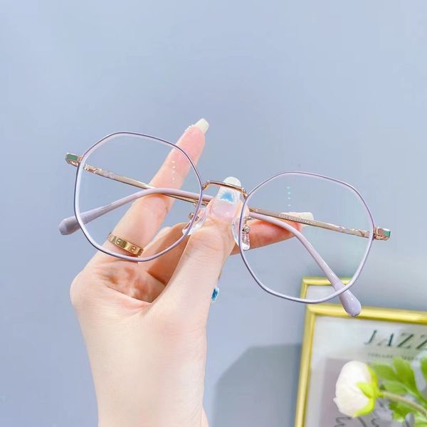 70% off metal polygonal spectacle can be equipped with myopia blue proof 1.74 lens frame for women hf5r, White;black
70% off metal polygonal spectacle can be equipped with myopia blue proof 1.74 lens frame for women hf5r, White;black