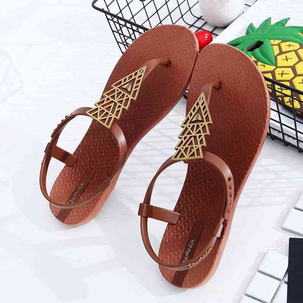 sandals female summer flat heel new bohemian national style flat flip-flops holiday beach shoes, Black 
sandals female summer flat heel new bohemian national style flat flip-flops holiday beach shoes, Black