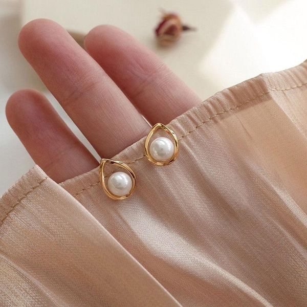 stud fashion retro golden geometric metal, triangle, female, pearl ball earrings female party gift, Golden;silver
stud fashion retro golden geometric metal, triangle, female, pearl ball earrings female party gift, Golden;silver