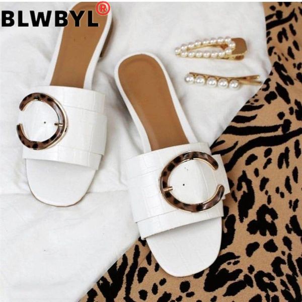 2021 summer new women's sandals flat solid color buckle slippers open toe outdoor women's shoes plus size 41, Black
2021 summer new women's sandals flat solid color buckle slippers open toe outdoor women's shoes plus size 41, Black