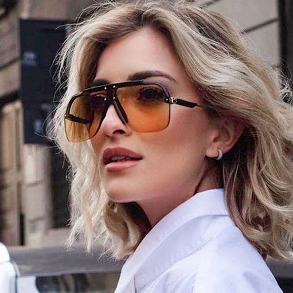 2021 sunglasses women gradient sunglasses metal frame big oculos uv400 black shades oversized oculos goggle sun glasses female style, White;black
2021 sunglasses women gradient sunglasses metal frame big oculos uv400 black shades oversized oculos goggle sun glasses female style, White;black